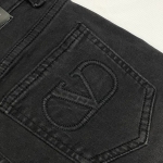 Джинсы женские  Valentino Артикул LUX-27393. Вид 2