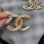 Брошь Chanel Артикул LUX-28800. Вид 2