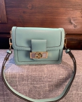 Сумка женская MINI DAUPHINE Louis Vuitton Артикул LUX-29729. Вид 1