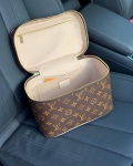 Бьюти-кейс NICE Louis Vuitton Артикул LUX-29942. Вид 2