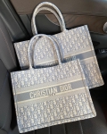  Сумка женская BOOK TOTE Christian Dior Артикул LUX-30962. Вид 1