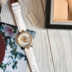 Часы женские Versace Артикул LUX-19591. Вид 5