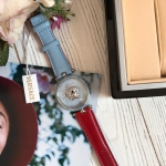 Часы женские Versace Артикул LUX-19129. Вид 3