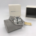 Часы женские Michael Kors Артикул LUX-10544. Вид 3