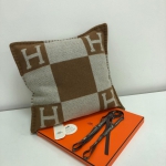 Подушка Hermes Артикул LUX-10613. Вид 1