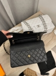 Сумка женская 30 см Chanel Артикул LUX-112125. Вид 2