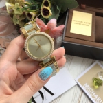 Часы женские Michael Kors Артикул LUX-9495. Вид 1