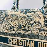 Сумка женская Book Tote Toile de Jouy Christian Dior Артикул LUX-7482. Вид 2