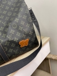 СУМКА KEEPALL 50 С ПЛЕЧЕВЫМ РЕМНЁМ Louis Vuitton Артикул LUX-82522. Вид 3