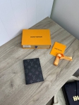 Обложка на паспорт Louis Vuitton Артикул LUX-82538. Вид 1