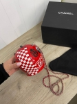 HELMET MINAUDIERE Chanel Артикул LUX-82565. Вид 3