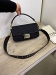 Сумка женская BAGUETTE Fendi Артикул LUX-82601. Вид 1