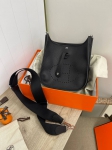  Сумка женская Evelyne 29 cm Clemence leather Hermes Артикул LUX-82790. Вид 1