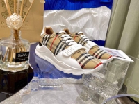Кроссовки Burberry Артикул LUX-82932. Вид 2