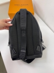 Сумка-слинг Louis Vuitton Артикул LUX-83048. Вид 4