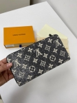 Кошелек Louis Vuitton Артикул LUX-83033. Вид 3