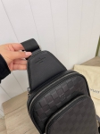 Сумка -слинг  Louis Vuitton Артикул LUX-83297. Вид 2