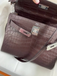 Сумка женская Kelly 28 cm, PHW Crocodile Niloticus  Mat Hermes Артикул LUX-83352. Вид 4