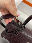 Сумка женская Kelly 28 cm, PHW Crocodile Niloticus  Mat Hermes Артикул LUX-83352. Вид 7