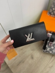 Кошелёк Louis Vuitton Артикул LUX-83377. Вид 1