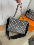 Сумка женская Louis Vuitton Артикул LUX-83375. Вид 2