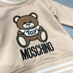 Костюм Moschino Артикул LUX-83704. Вид 2