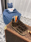 Органайзер настольный  Louis Vuitton Артикул LUX-84018. Вид 2