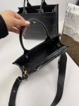 Сумка женская Prada Артикул LUX-84354. Вид 3