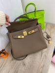 Сумка женская Kelly, 28, Togo, GHW Etoupe color Hermes Артикул LUX-84784. Вид 2