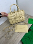  Сумка женская  Bottega Veneta Артикул LUX-84883. Вид 1