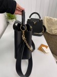 Сумка женская CAPUCINES 30 см Louis Vuitton Артикул LUX-85447. Вид 4