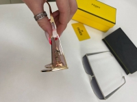 Очки  Fendi Артикул LUX-83003. Вид 4