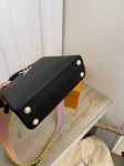Сумка женская Capucines 27 см Louis Vuitton Артикул LUX-85683. Вид 6