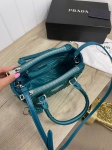 Сумка женская Prada Артикул LUX-85963. Вид 3