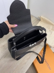  Сумка женская Capucines 27 см Louis Vuitton Артикул LUX-85982. Вид 5
