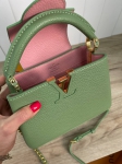 Сумка женская Capucines  20 см Louis Vuitton Артикул LUX-86098. Вид 5