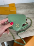 Сумка женская Capucines  20 см Louis Vuitton Артикул LUX-86098. Вид 6