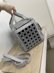 Переноска 40 см  Артикул LUX-86760. Вид 5