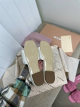 Шлепанцы Miu Miu Артикул LUX-86920. Вид 3