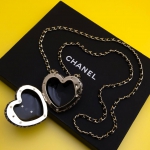 Подвеска с секретом  Chanel Артикул LUX-87429. Вид 2