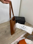 Сумка женская Prada Артикул LUX-87783. Вид 3