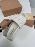 Шлепанцы Miu Miu Артикул LUX-88044. Вид 2