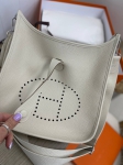 Сумка женская Evelyne 29 cm Clemence leather Hermes Артикул LUX-88145. Вид 3
