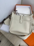 Сумка женская Evelyne 29 cm Clemence leather Hermes Артикул LUX-88145. Вид 6