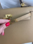 Сумка женская  Kelly, 25 cm, GHW, Epsom Hermes Артикул LUX-89318. Вид 2