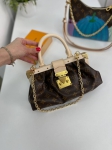 Сумка женская  Louis Vuitton Артикул LUX-89563. Вид 1
