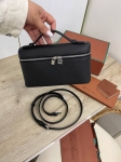 Сумка женская  Loro Piana Артикул LUX-89843. Вид 1