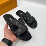 Шлёпанцы  Louis Vuitton Артикул LUX-90160. Вид 2