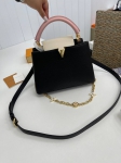 Сумка женская Capucines Louis Vuitton Артикул LUX-90317. Вид 1