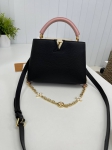Сумка женская Capucines Louis Vuitton Артикул LUX-90317. Вид 2